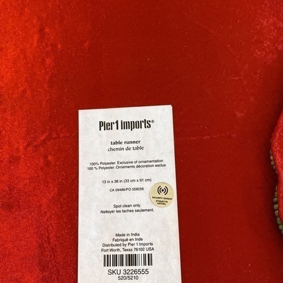 - Mosaic table runner Pier 1 very beautiful for your table indoors and outdoors - Picture 3 of 6